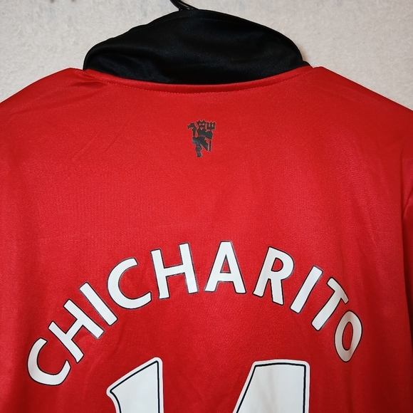 Manchester United CHICHARITO #14 Long Sleeve Soccer ⚽️ jersey SIZE S - Picture 4 of 9